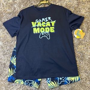 Boys Large (14-16) pajama set